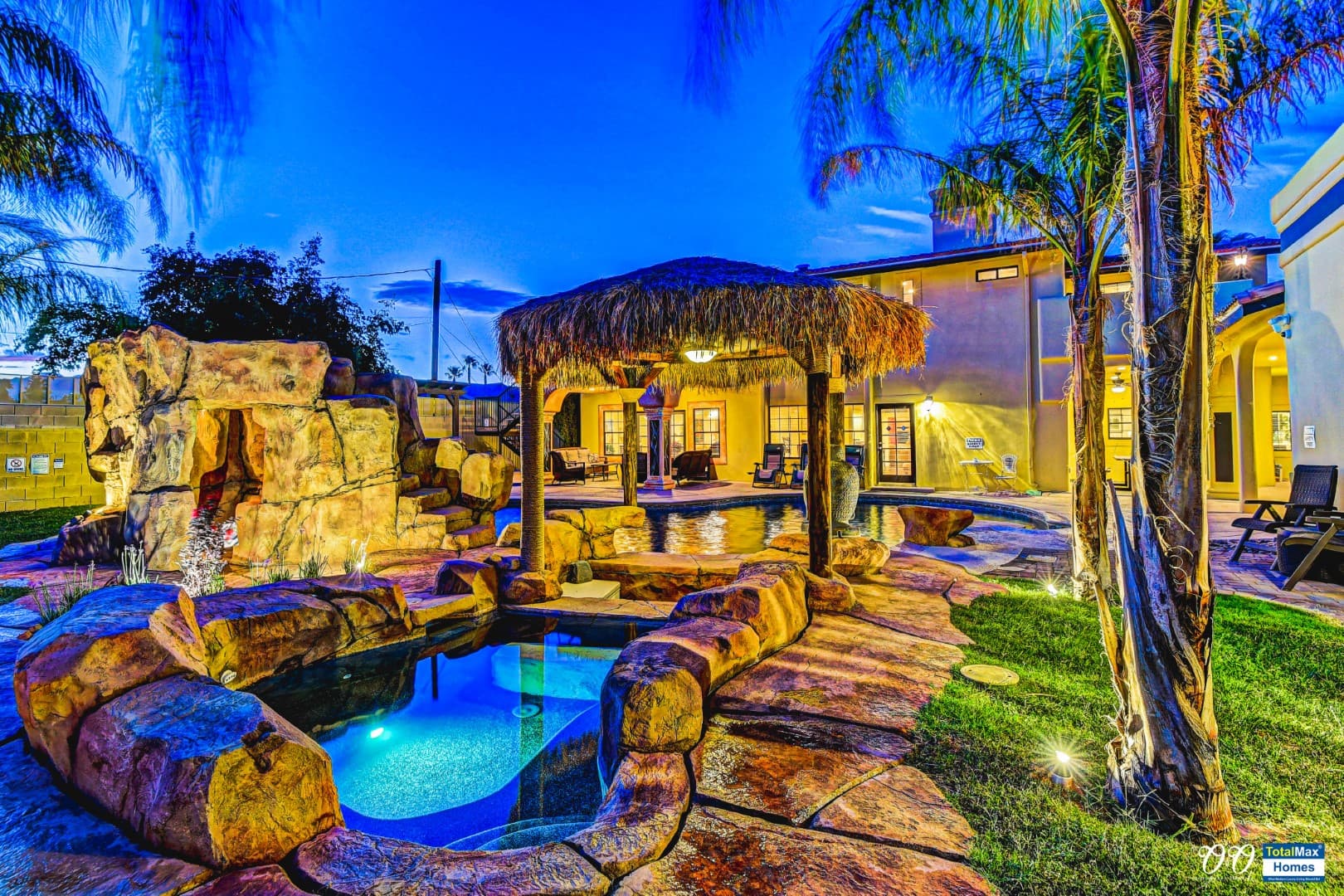 exterior hot tub 2