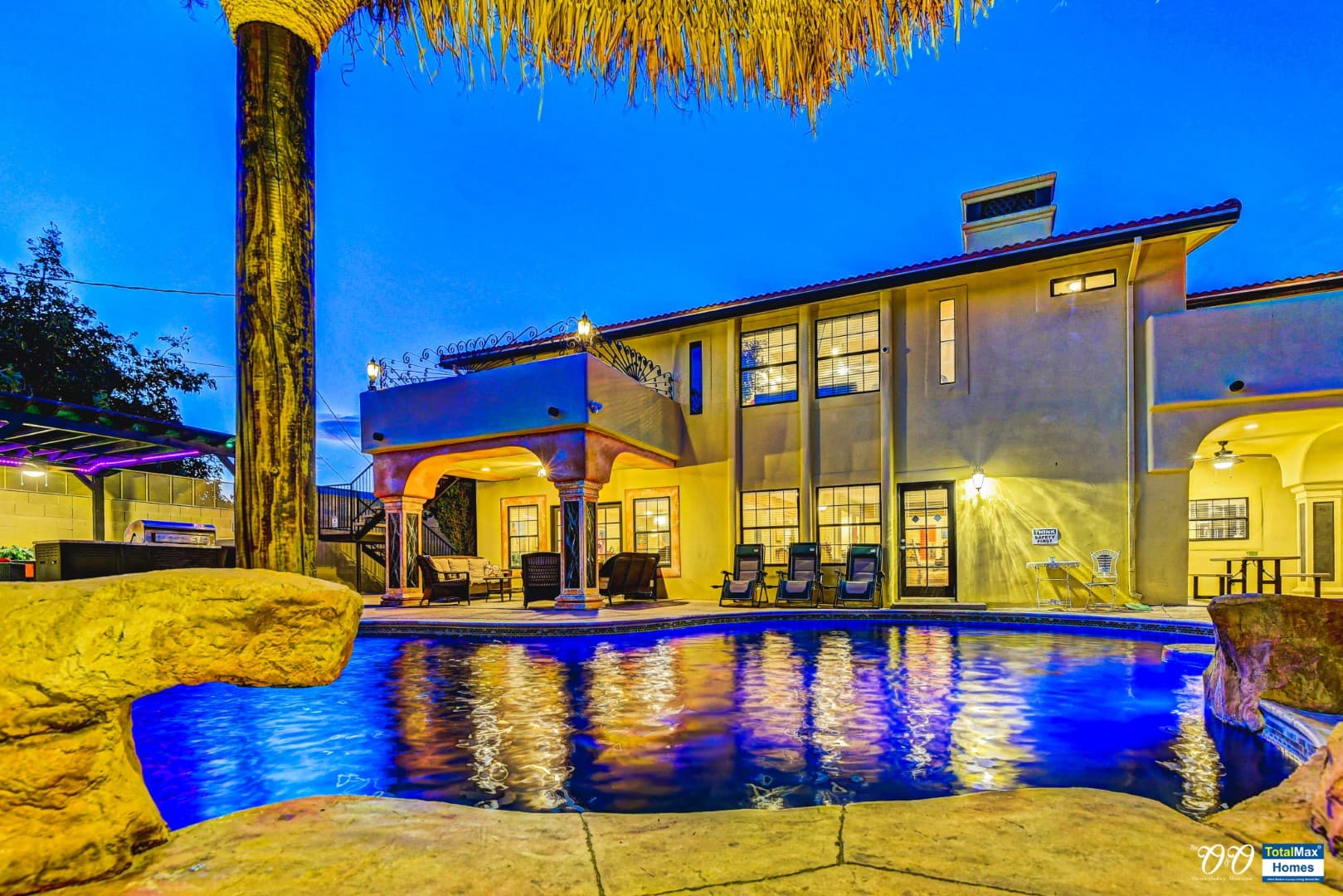 exterior pool 4